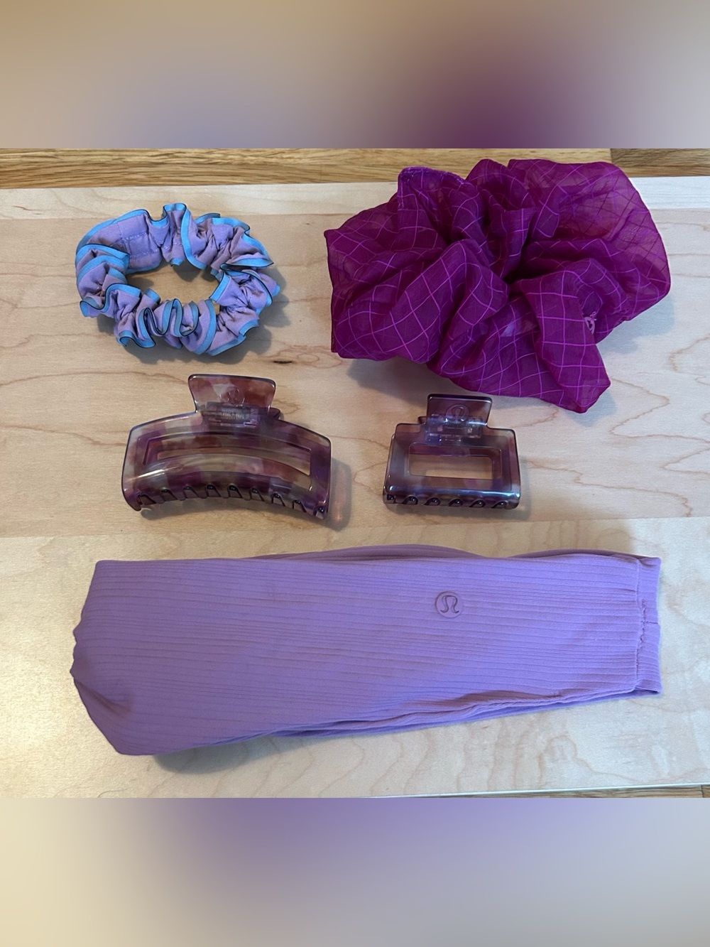 lululemon athletica Five Piece Lavender and Magenta Hair Accessory Set - Picture 2 of 10